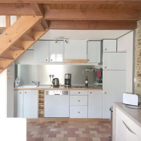 Maison De 2 A Gilles Croix De Vie A 300 M De La Avec Terrasse Amenagee Et Wifi Hébergement de vacances