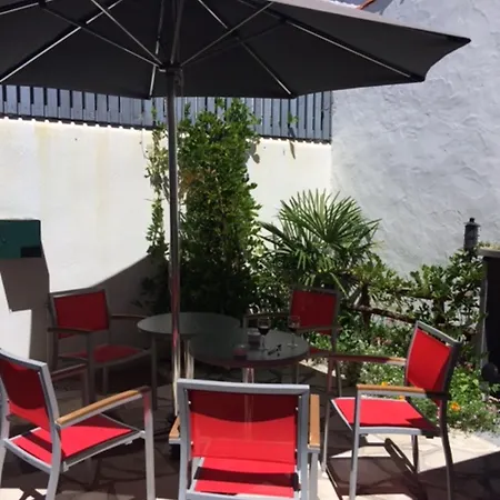 Maison De 2 A Gilles Croix De Vie A 300 M De La Avec Terrasse Amenagee Et Wifi