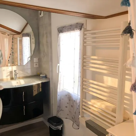 Maison Chic Ferienhaus *